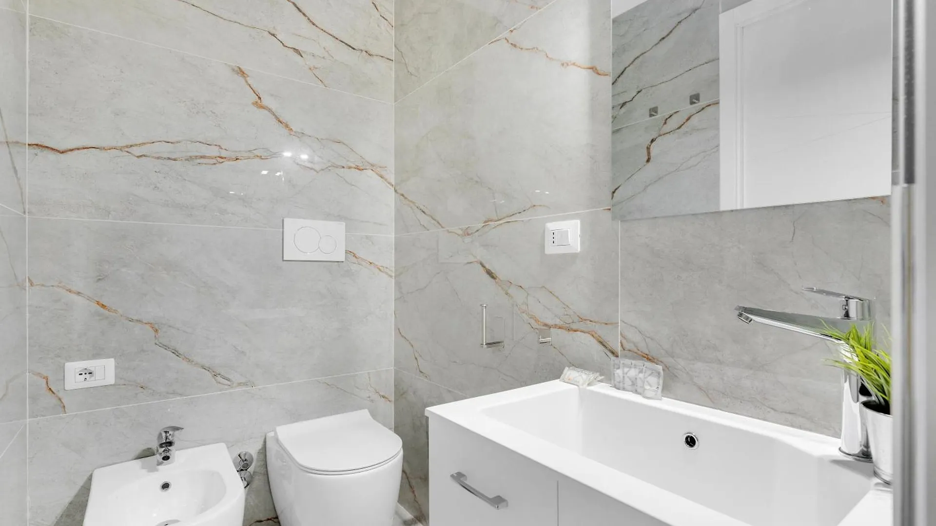 1Term38 - Loreto - Duomo - Apartment Central - Milan